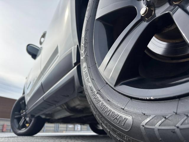 ジープ・コンパス アルティテュード　スポーツ　ナビエディション　純正１７インチＡＷ／Ｂｌｕｅｔｏｏｔｈ／カロッツェリアナビ／サイドカメラ／ルーフレール／クルコン／フォグ（44枚目）