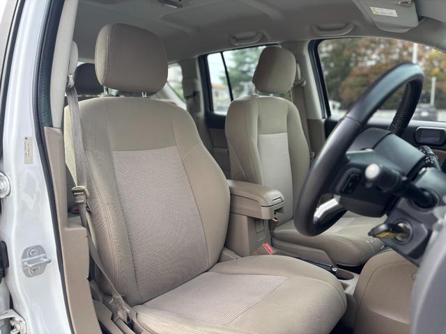 ジープ・コンパス アルティテュード　スポーツ　ナビエディション　純正１７インチＡＷ／Ｂｌｕｅｔｏｏｔｈ／カロッツェリアナビ／サイドカメラ／ルーフレール／クルコン／フォグ（48枚目）