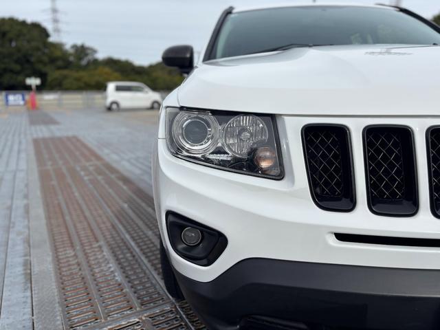 ジープ・コンパス アルティテュード　スポーツ　ナビエディション　純正１７インチＡＷ／Ｂｌｕｅｔｏｏｔｈ／カロッツェリアナビ／サイドカメラ／ルーフレール／クルコン／フォグ（72枚目）