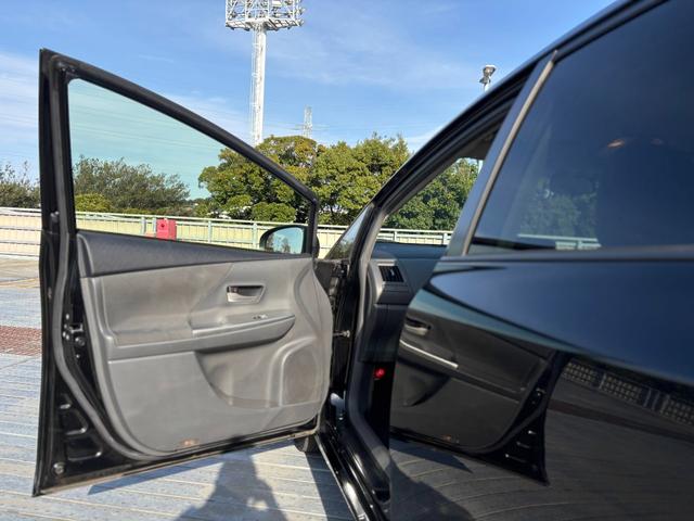 プリウスアルファ Ｓ　純正１６インチＡＷ／Ｂｌｕｅｔｏｏｔｈ／７人乗り／バックカメラ／ＴＶ／フォグ／プッシュスタート／ＥＴＣ（17枚目）