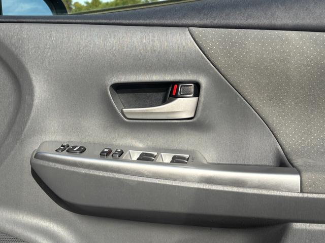 プリウスアルファ Ｓ　純正１６インチＡＷ／Ｂｌｕｅｔｏｏｔｈ／７人乗り／バックカメラ／ＴＶ／フォグ／プッシュスタート／ＥＴＣ（53枚目）