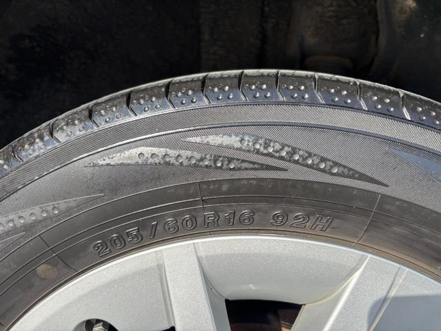 プリウスアルファ Ｓ　純正１６インチＡＷ／Ｂｌｕｅｔｏｏｔｈ／７人乗り／バックカメラ／ＴＶ／フォグ／プッシュスタート／ＥＴＣ（69枚目）