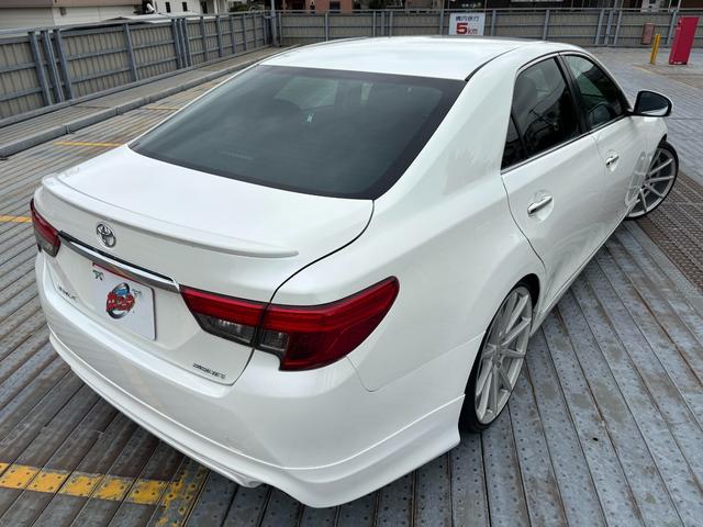 マークＸ ２５０Ｇ　Ｓパッケージ　社外２０インチＡＷ／車高調／バックカメラ／ウインカードアミラー／スマートキー／フォグ／ＥＴＣ（12枚目）