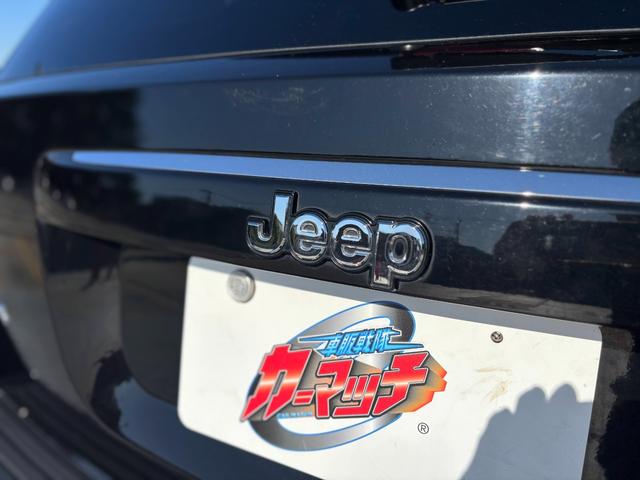ジープ・コンパス リミテッド　４ＷＤ／１８インチアルミＡＷ／サンルーフ／レザーシート／Ｄ席パワーシート／シートヒーター／サイドカメラ／ドラレコ／クルコン／ＥＴＣ（6枚目）