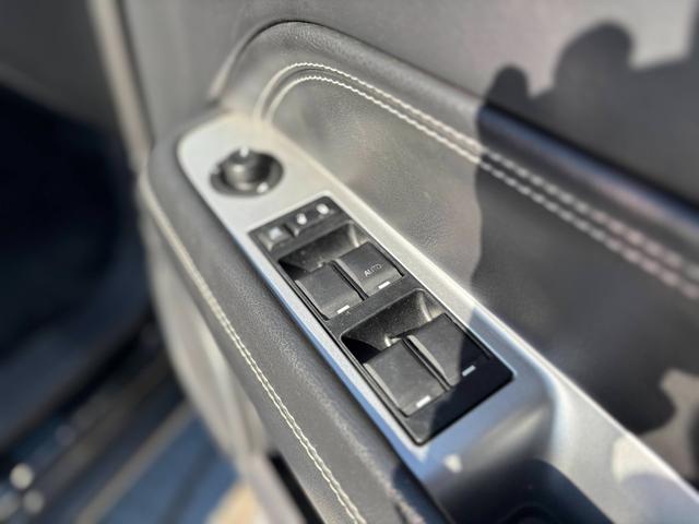 ジープ・コンパス リミテッド　４ＷＤ／１８インチアルミＡＷ／サンルーフ／レザーシート／Ｄ席パワーシート／シートヒーター／サイドカメラ／ドラレコ／クルコン／ＥＴＣ（17枚目）