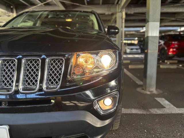 ジープ・コンパス リミテッド　４ＷＤ／１８インチアルミＡＷ／サンルーフ／レザーシート／Ｄ席パワーシート／シートヒーター／サイドカメラ／ドラレコ／クルコン／ＥＴＣ（41枚目）