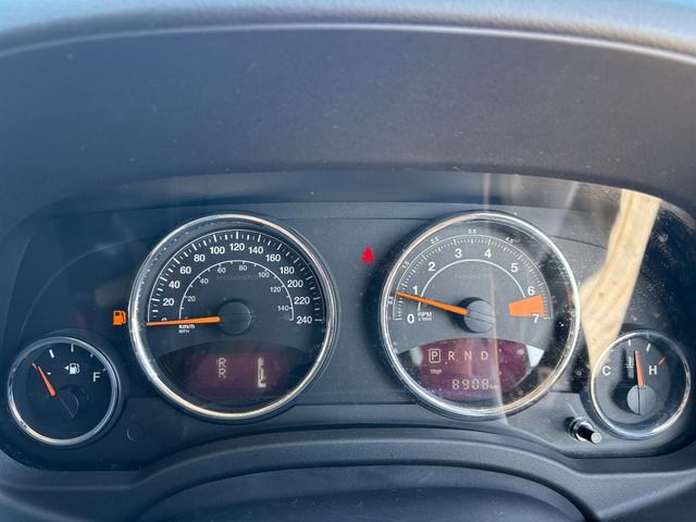 ジープ・コンパス リミテッド　４ＷＤ／１８インチアルミＡＷ／サンルーフ／レザーシート／Ｄ席パワーシート／シートヒーター／サイドカメラ／ドラレコ／クルコン／ＥＴＣ（73枚目）