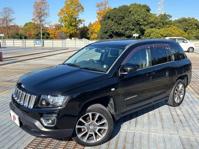 ジープ・コンパス リミテッド　４ＷＤ／１８インチアルミＡＷ／サンルーフ／レザーシート／Ｄ席パワーシート／シートヒーター／サイドカメラ／ドラレコ／クルコン／ＥＴＣ（80枚目）