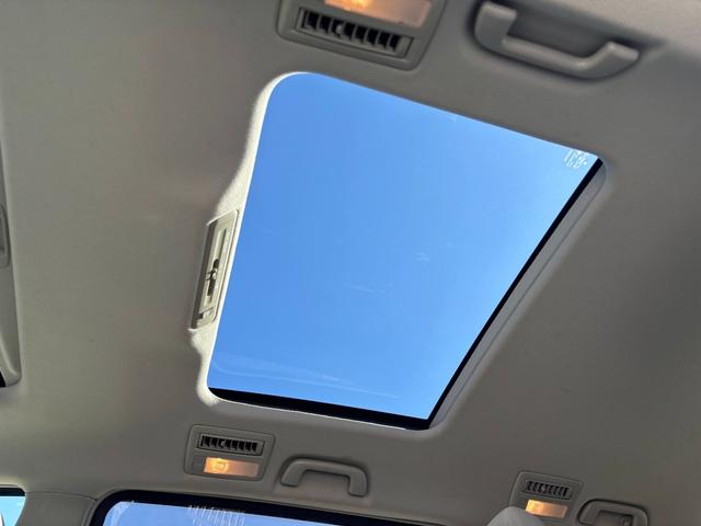 エスティマ アエラス　社外１８インチＡＷ／Ｂｌｕｅｔｏｏｔｈ／ダブルサンルーフ／両側パワスラ／Ｆバンパーモデリスタ／後席オットマン／レーダー探知機／ソナー／バックカメラ／ＥＴＣ（13枚目）