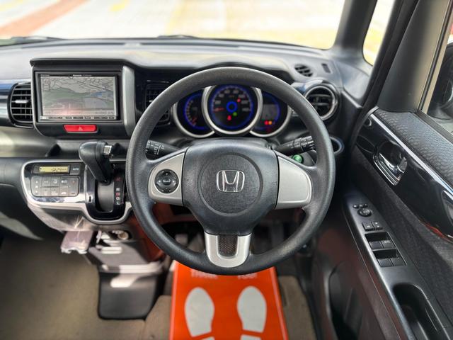 Ｎ－ＢＯＸカスタム Ｇ・Ｌパッケージ　４ＷＤ／左側パワスラ／ＴＶ／バックカメラ／スマートキー／フルフラットシート／フォグ／ドアバイザー／ＥＴＣ（18枚目）