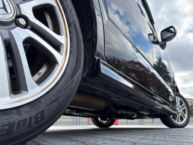 Ｎ－ＢＯＸカスタム Ｇ・Ｌパッケージ　４ＷＤ／左側パワスラ／ＴＶ／バックカメラ／スマートキー／フルフラットシート／フォグ／ドアバイザー／ＥＴＣ（36枚目）