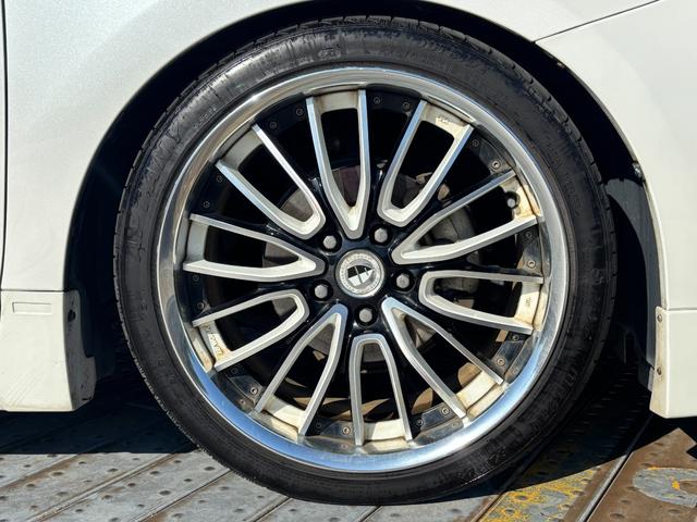 プリウスアルファ S 社外19インチAW/Bluetooth/カロッツェリアナビ/ALPINEフリップダウンモニター/社外マフラー/社外エアロ/社外スピーカー/バックカメラ/ETC(7枚目)