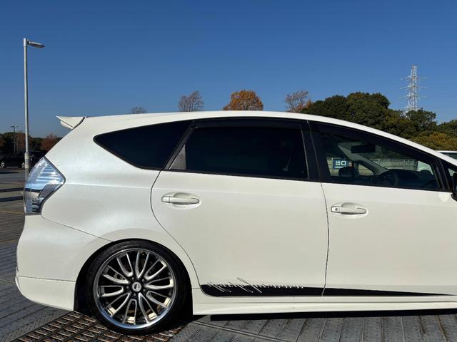 プリウスアルファ S 社外19インチAW/Bluetooth/カロッツェリアナビ/ALPINEフリップダウンモニター/社外マフラー/社外エアロ/社外スピーカー/バックカメラ/ETC(10枚目)