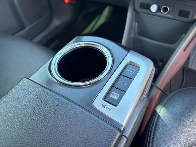 プリウスアルファ S 社外19インチAW/Bluetooth/カロッツェリアナビ/ALPINEフリップダウンモニター/社外マフラー/社外エアロ/社外スピーカー/バックカメラ/ETC(18枚目)