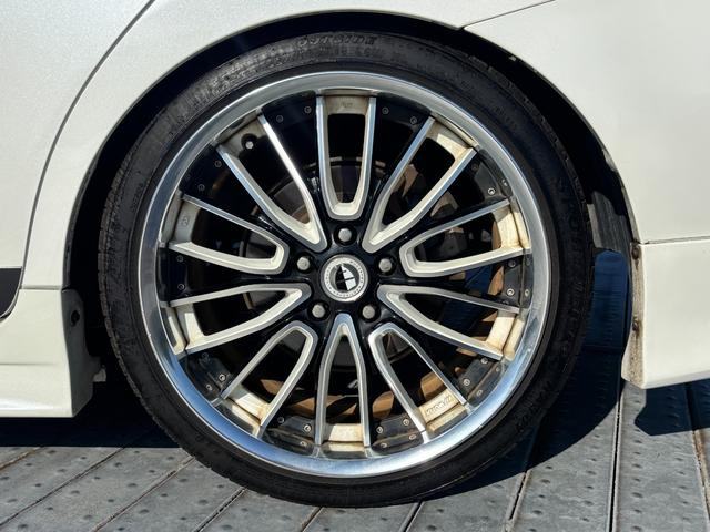 プリウスアルファ S 社外19インチAW/Bluetooth/カロッツェリアナビ/ALPINEフリップダウンモニター/社外マフラー/社外エアロ/社外スピーカー/バックカメラ/ETC(19枚目)