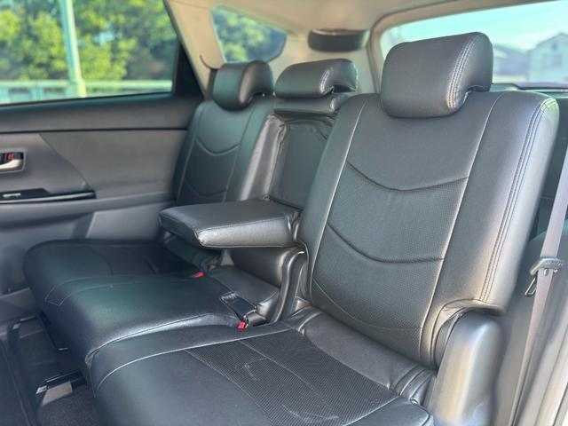 プリウスアルファ S 社外19インチAW/Bluetooth/カロッツェリアナビ/ALPINEフリップダウンモニター/社外マフラー/社外エアロ/社外スピーカー/バックカメラ/ETC(20枚目)