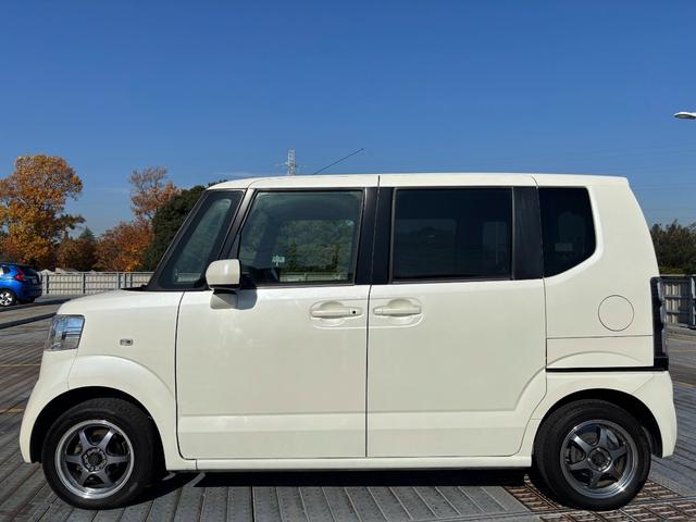 N-BOX G・Lパッケージ 社外14インチAW/カロッツェリアナビ/左側パワスラ/スマートキー/フルフラットシート/アイドリングストップ/TV(11枚目)