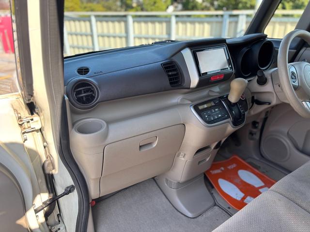 N-BOX G・Lパッケージ 社外14インチAW/カロッツェリアナビ/左側パワスラ/スマートキー/フルフラットシート/アイドリングストップ/TV(60枚目)