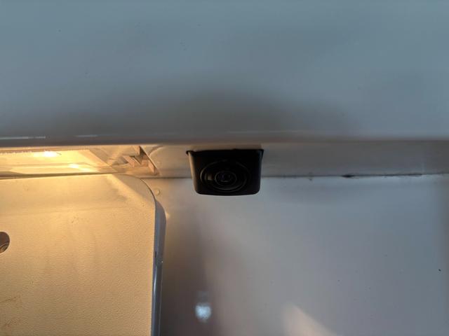 ジープ・コンパス リミテッドクローム 純正17インチAW/社外ナビ/フルフラットシート/バックカメラ/サイドカメラ/TV/ルーフレール/フォグ/記録簿/ETC(6枚目)