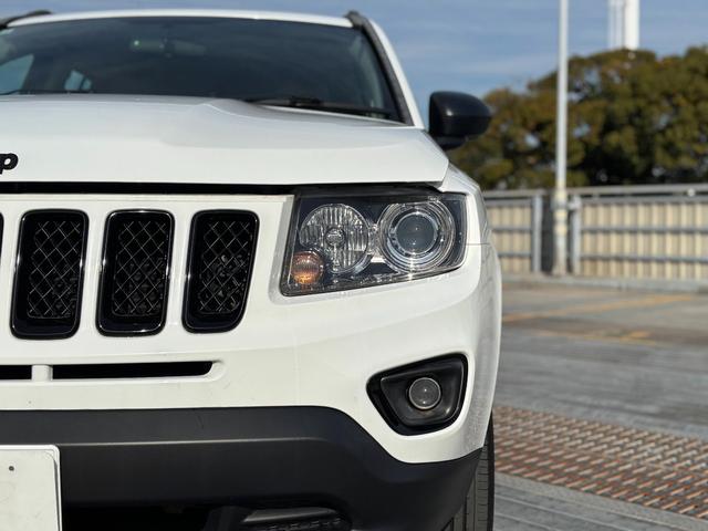 ジープ・コンパス リミテッドクローム 純正17インチAW/社外ナビ/フルフラットシート/バックカメラ/サイドカメラ/TV/ルーフレール/フォグ/記録簿/ETC(21枚目)