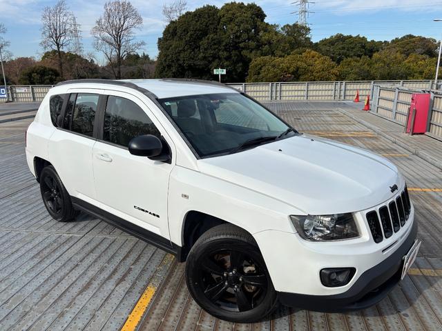 ジープ・コンパス リミテッドクローム 純正17インチAW/社外ナビ/フルフラットシート/バックカメラ/サイドカメラ/TV/ルーフレール/フォグ/記録簿/ETC(23枚目)