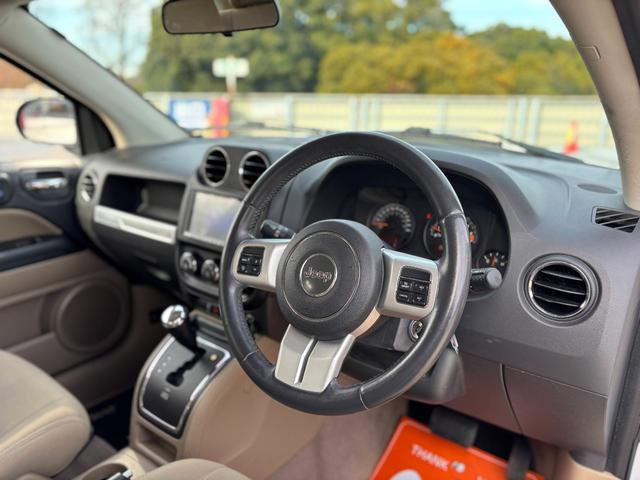 ジープ・コンパス リミテッドクローム 純正17インチAW/社外ナビ/フルフラットシート/バックカメラ/サイドカメラ/TV/ルーフレール/フォグ/記録簿/ETC(52枚目)