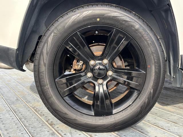 ジープ・コンパス リミテッドクローム 純正17インチAW/社外ナビ/フルフラットシート/バックカメラ/サイドカメラ/TV/ルーフレール/フォグ/記録簿/ETC(59枚目)