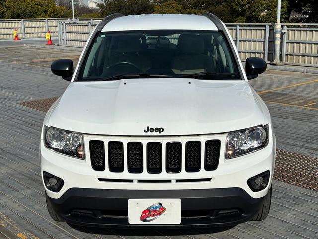 ジープ・コンパス リミテッドクローム 純正17インチAW/社外ナビ/フルフラットシート/バックカメラ/サイドカメラ/TV/ルーフレール/フォグ/記録簿/ETC(61枚目)