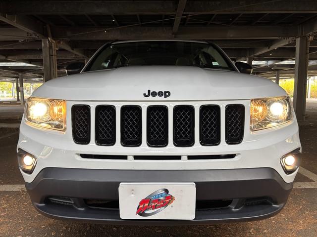 ジープ・コンパス リミテッドクローム 純正17インチAW/社外ナビ/フルフラットシート/バックカメラ/サイドカメラ/TV/ルーフレール/フォグ/記録簿/ETC(75枚目)