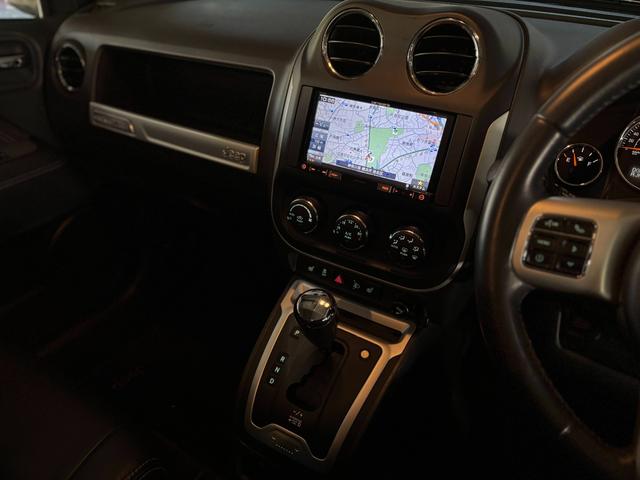 ジープ・コンパス リミテッド 社外18インチAW/Bluetooth/カロッツェリアナビ/パワーシート/レザーシート/シートヒーター/ドラレコ/サイドカメラ/バックカメラ/TV/ETC(13枚目)