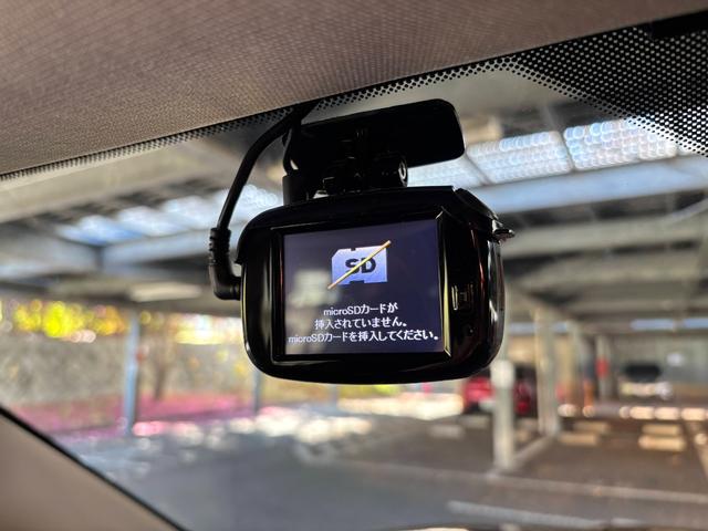 ジープ・コンパス リミテッド 社外18インチAW/Bluetooth/カロッツェリアナビ/パワーシート/レザーシート/シートヒーター/ドラレコ/サイドカメラ/バックカメラ/TV/ETC(18枚目)