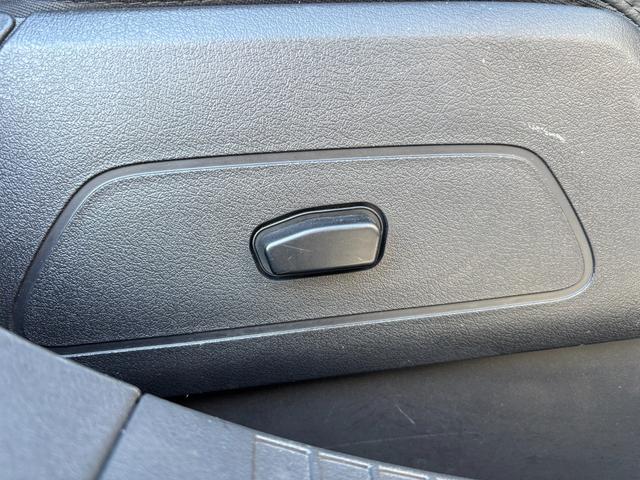 ジープ・コンパス リミテッド 社外18インチAW/Bluetooth/カロッツェリアナビ/パワーシート/レザーシート/シートヒーター/ドラレコ/サイドカメラ/バックカメラ/TV/ETC(48枚目)