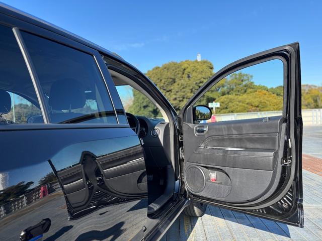 ジープ・コンパス リミテッド 社外18インチAW/Bluetooth/カロッツェリアナビ/パワーシート/レザーシート/シートヒーター/ドラレコ/サイドカメラ/バックカメラ/TV/ETC(69枚目)