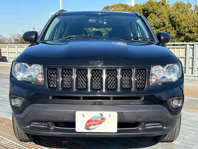 ジープ・コンパス アルティテュード　スポーツ　純正１７インチＡＷ／サイドカメラ／ドラレコ／フルフラットシート／ルーフレール／フォグ／ＥＴＣ（31枚目）