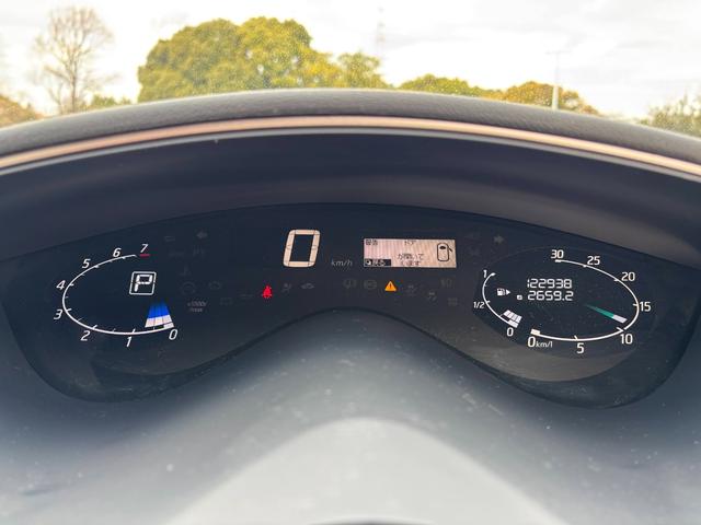 セレナ ハイウェイスター　Ｓ－ハイブリッド　社外１６インチＡＷ／Ｂｌｕｅｔｏｏｔｈ／両側パワスラ／ＴＶ／ウォークスルー／バックカメラ／フォグ／ＥＴＣ（15枚目）