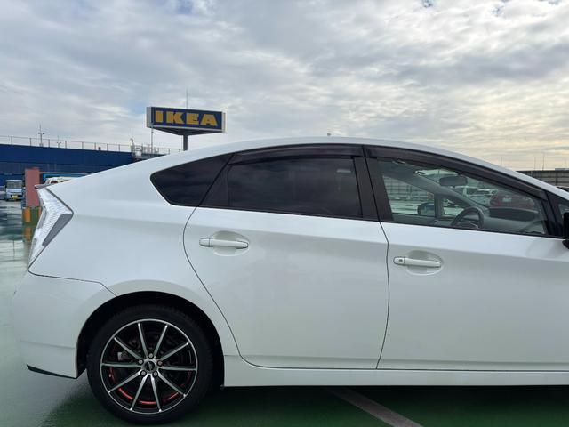 プリウス Ｓツーリングセレクション　社外１７インチＡＷ／Ｂｌｕｅｔｏｏｔｈ／ＴＶ／バックカメラ／フルフラットシート／フォグ／ＥＴＣ（54枚目）