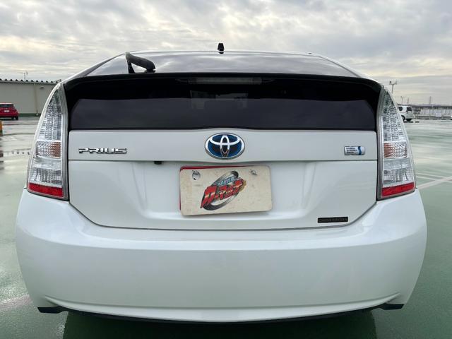 プリウス Ｓツーリングセレクション　社外１７インチＡＷ／Ｂｌｕｅｔｏｏｔｈ／ＴＶ／バックカメラ／フルフラットシート／フォグ／ＥＴＣ（66枚目）