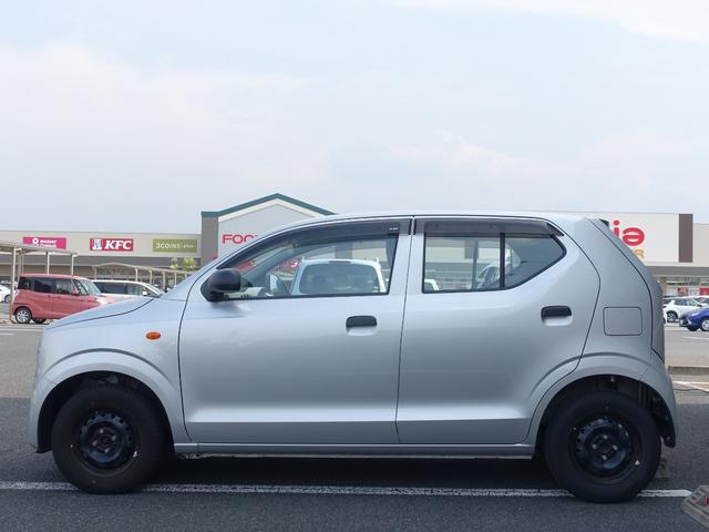 アルト Ｆ　車検令和９年１月まで／全国対応１年保証／禁煙車／トラクションコントロール／ＡＢＳ／ヘッドライトレベライザー／キーレスキー（4枚目）