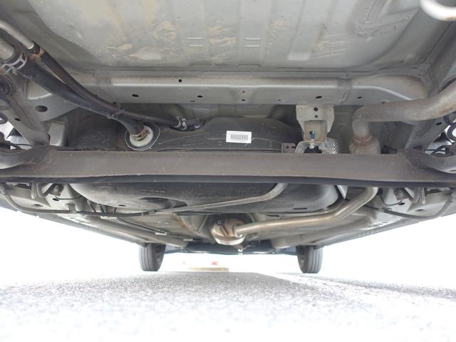 アルト Ｆ　車検令和９年１月まで／全国対応１年保証／禁煙車／トラクションコントロール／ＡＢＳ／ヘッドライトレベライザー／キーレスキー（11枚目）