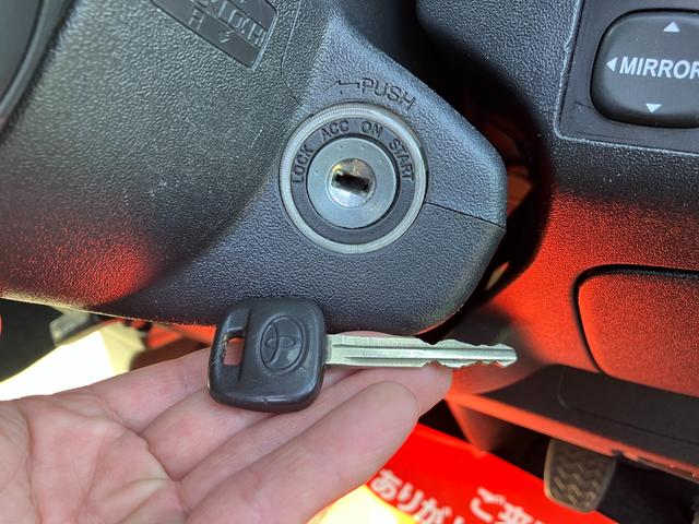 ハイエースバン DX 委託販売 キャンピング AC100V電源 組み立てベッド 令和5年14万キロ時タイミングベルト交換済み ナビ ETC ドライブレコーダー エアバック ABS パワーステアリング(24枚目)