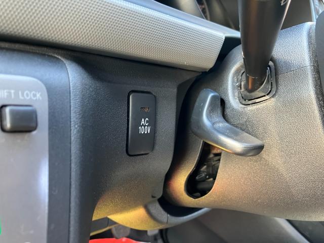 ハイエースバン DX 委託販売 キャンピング AC100V電源 組み立てベッド 令和5年14万キロ時タイミングベルト交換済み ナビ ETC ドライブレコーダー エアバック ABS パワーステアリング(35枚目)