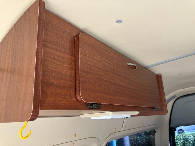 ハイエースバン DX 委託販売 キャンピング AC100V電源 組み立てベッド 令和5年14万キロ時タイミングベルト交換済み ナビ ETC ドライブレコーダー エアバック ABS パワーステアリング(52枚目)