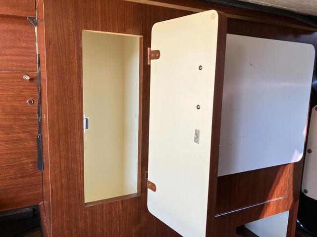 ハイエースバン DX 委託販売 キャンピング AC100V電源 組み立てベッド 令和5年14万キロ時タイミングベルト交換済み ナビ ETC ドライブレコーダー エアバック ABS パワーステアリング(59枚目)