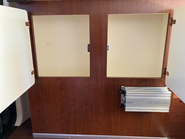 ハイエースバン DX 委託販売 キャンピング AC100V電源 組み立てベッド 令和5年14万キロ時タイミングベルト交換済み ナビ ETC ドライブレコーダー エアバック ABS パワーステアリング(63枚目)