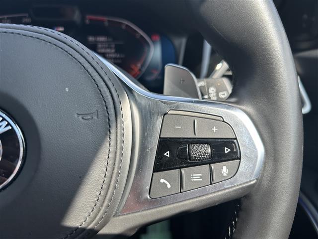 ３シリーズ ３２０ｄ　ｘＤｒｉｖｅツーリング　Ｍスポーツ　ハーフレザーシート・メモリ付きパワーシート☆パーキングアシストプラス☆コンフォートＰＫＧ・シートヒーター・オートマチックトランク☆アドバンスドアクティブセーフティＰＫＧ・（4枚目）