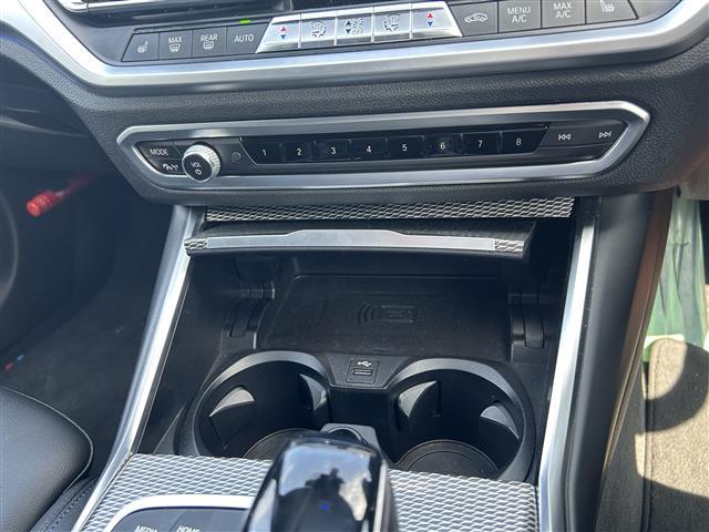 ３シリーズ ３２０ｄ　ｘＤｒｉｖｅツーリング　Ｍスポーツ　ハーフレザーシート・メモリ付きパワーシート☆パーキングアシストプラス☆コンフォートＰＫＧ・シートヒーター・オートマチックトランク☆アドバンスドアクティブセーフティＰＫＧ・（14枚目）