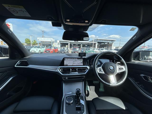 ３シリーズ ３２０ｄ　ｘＤｒｉｖｅツーリング　Ｍスポーツ　ハーフレザーシート・メモリ付きパワーシート☆パーキングアシストプラス☆コンフォートＰＫＧ・シートヒーター・オートマチックトランク☆アドバンスドアクティブセーフティＰＫＧ・（42枚目）