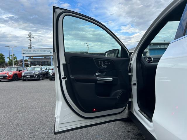 ＧＬＡクラス ＧＬＡ２００ｄ　４マチック　ＡＭＧライン　ワンオーナー／レーダーセーフティパッケージ／純正ナビ／地デジ　Ｂｌｕｅｔｏｏｔｈ／全方位カメラ／黒半革／パワーシート／シートヒーター純正１９インチＡＷ／ドライブレコーダー（50枚目）