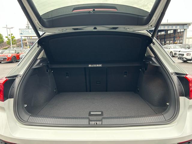 Ｔ－ロック ＴＤＩ　スタイルデザインパッケージ　純正ナビ／フルセグＴＶ／バックモニター／ＡｐｐｌｅＣａｒｐｌａｙ／ａｎｄｒｏｉｄ　ａｕｔｏ／アダプティブクルーズコントロール／デジタルメーター／スマートキー／プッシュスタート／ＬＥＤ（45枚目）