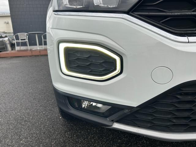 Ｔ－ロック ＴＤＩ　スタイルデザインパッケージ　純正ナビ／フルセグＴＶ／バックモニター／ＡｐｐｌｅＣａｒｐｌａｙ／ａｎｄｒｏｉｄ　ａｕｔｏ／アダプティブクルーズコントロール／デジタルメーター／スマートキー／プッシュスタート／ＬＥＤ（52枚目）
